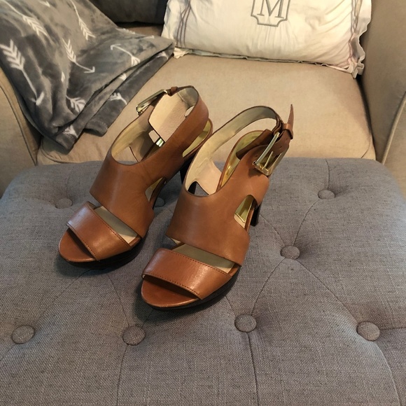 carla leather platform block heel sandals